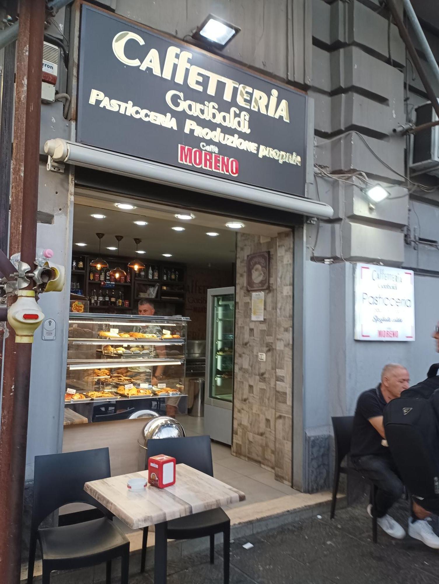 Beb Maryposa Napoli